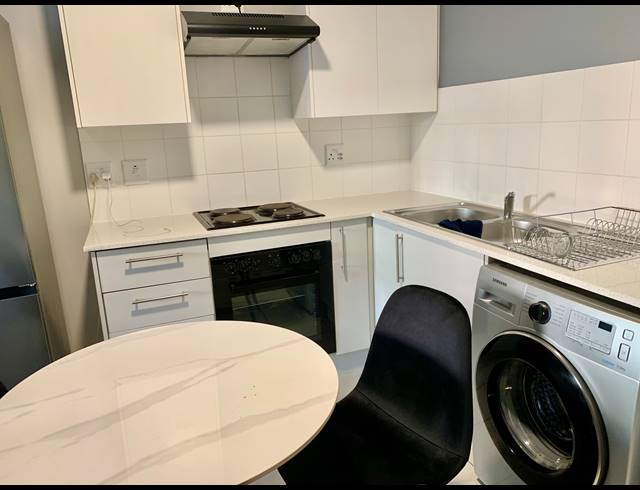 1 BEDROOM APARTMENT TO LET IN PARKLANDS